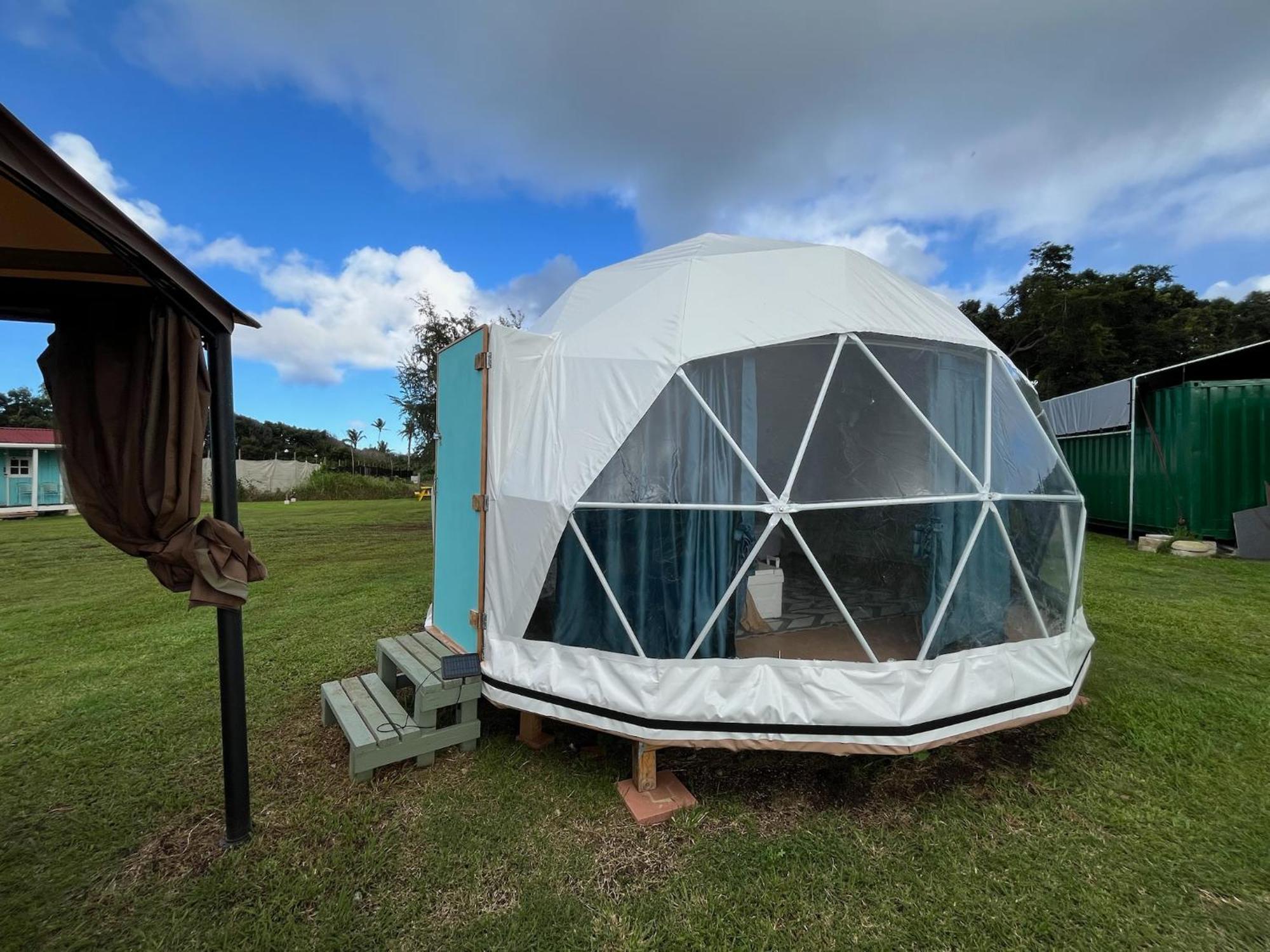 Luxuszelt Spacious Dome Tent Glamping North Shore Oahu *